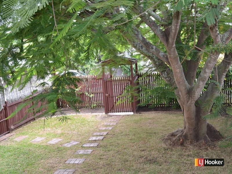 15 Caronga Street, Wavell Heights QLD 4012