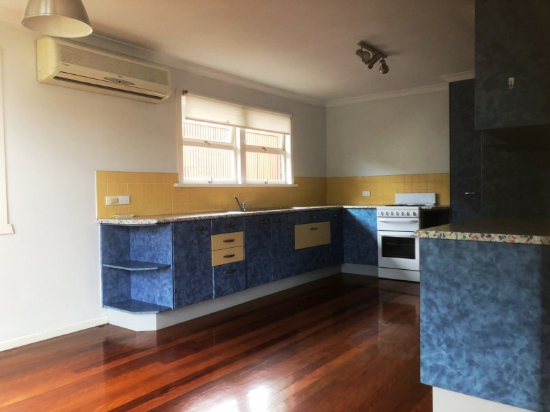15 Caronga Street, Wavell Heights QLD 4012