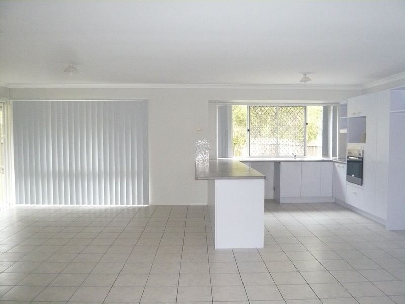 41 Narrabeen Road, Albany Creek QLD 4035