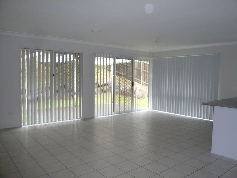 41 Narrabeen Road, Albany Creek QLD 4035