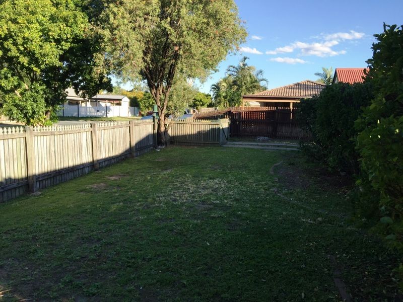 15 Desert Willow Way, Fitzgibbon QLD 4018