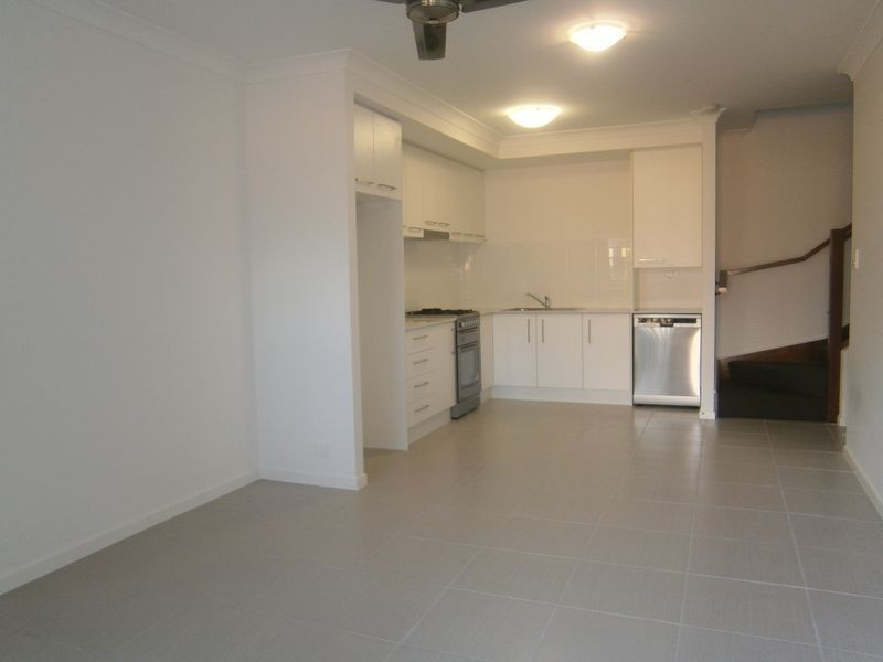 20 Ningaloo Lane, Fitzgibbon QLD 4018