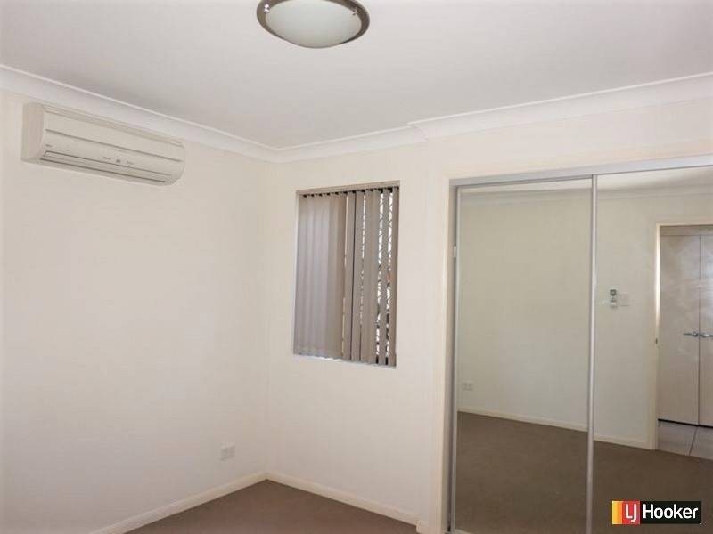 2/18 Seeney Street, Zillmere QLD 4034