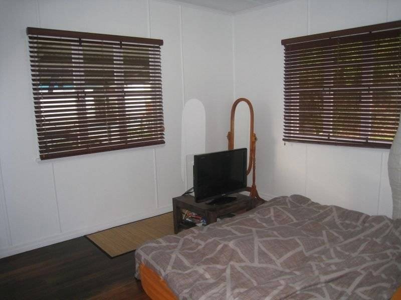 216 Hamilton Road, Wavell Heights QLD 4012