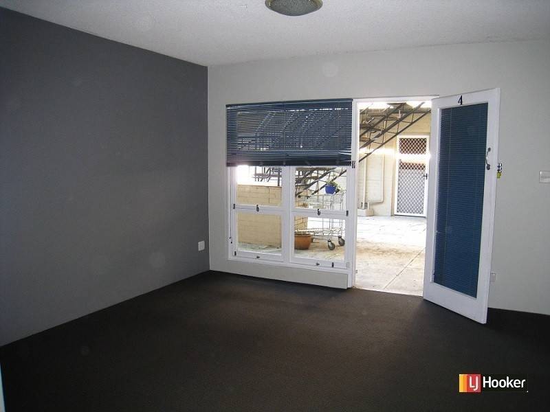 Unit 4/264 Kingsford Smith Drive, Hamilton QLD 4007