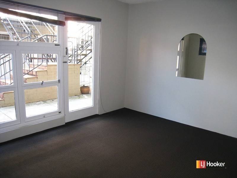 Unit 4/264 Kingsford Smith Drive, Hamilton QLD 4007