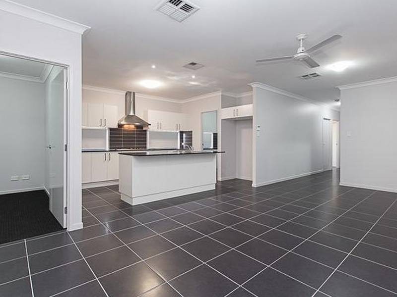 8 Walter Street, Virginia QLD 4014