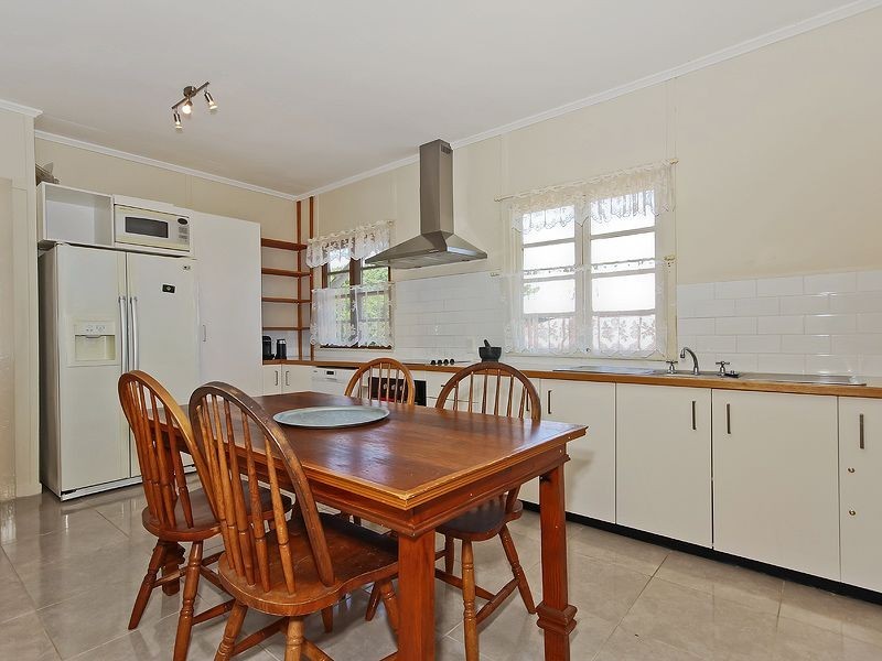 67 Crowley Street, Zillmere QLD 4034