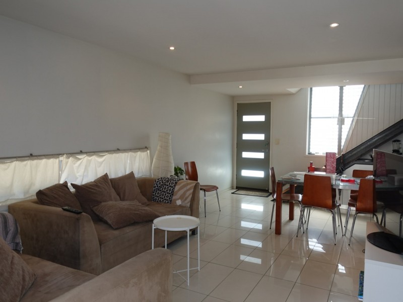 1/66 Latrobe Street, East Brisbane QLD 4169