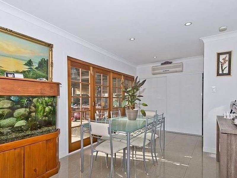 22 Edinburgh Castle Road, Kedron QLD 4031