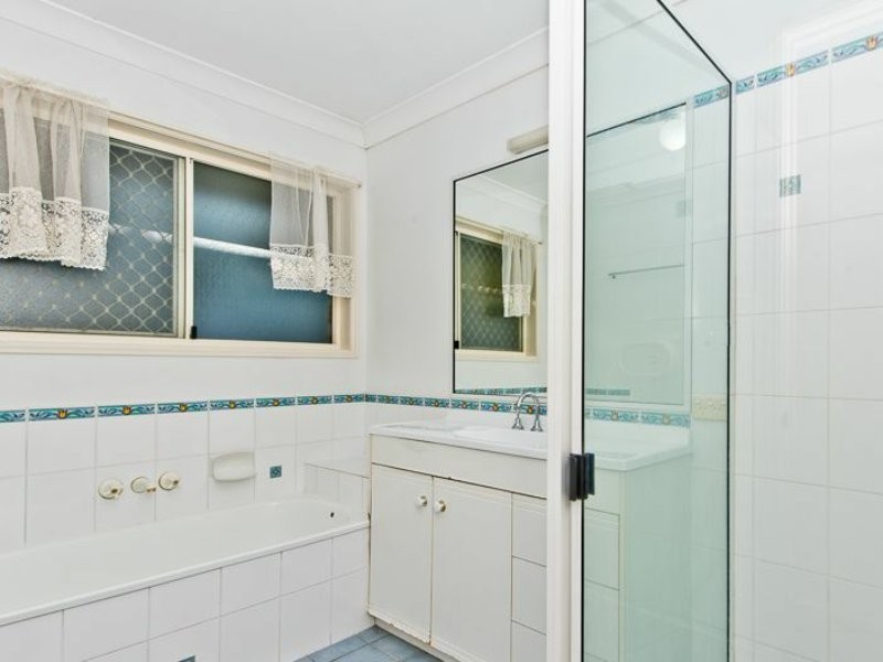 81 Albany Forest Drive, Albany Creek QLD 4035