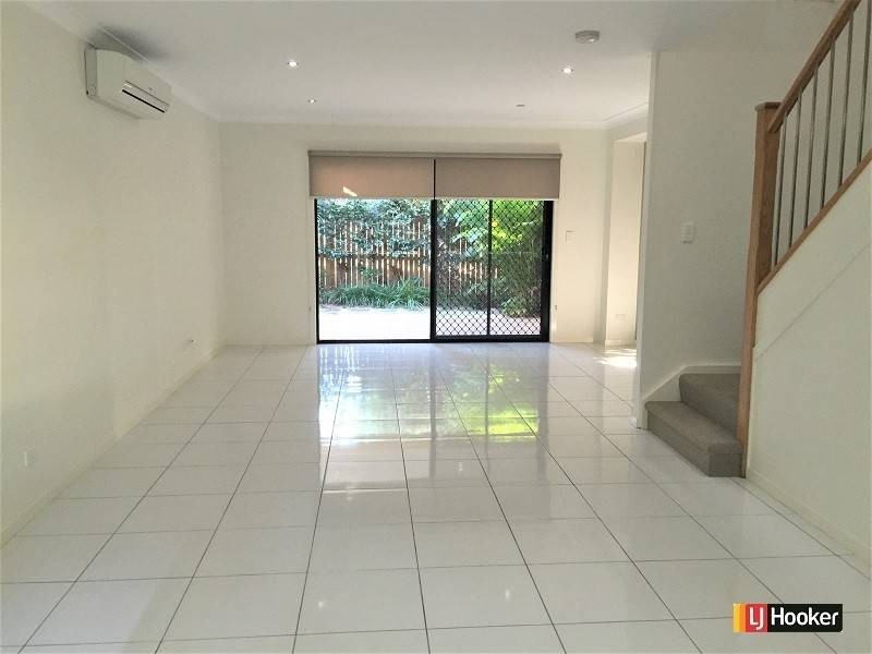 2/99 Wallace Street, Chermside QLD 4032