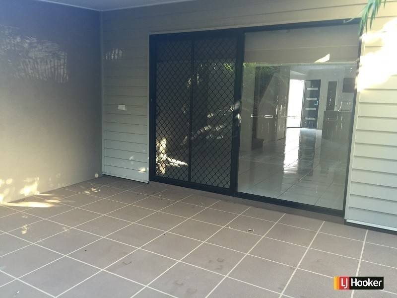2/99 Wallace Street, Chermside QLD 4032