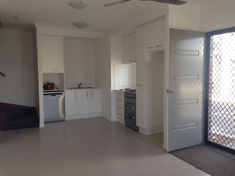 27 Jenolan Lane, Fitzgibbon QLD 4018