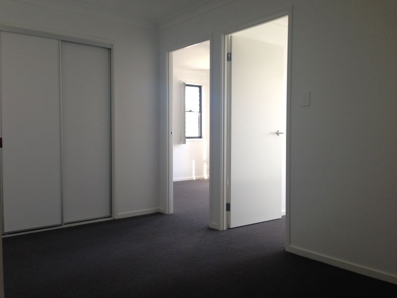 27 Jenolan Lane, Fitzgibbon QLD 4018