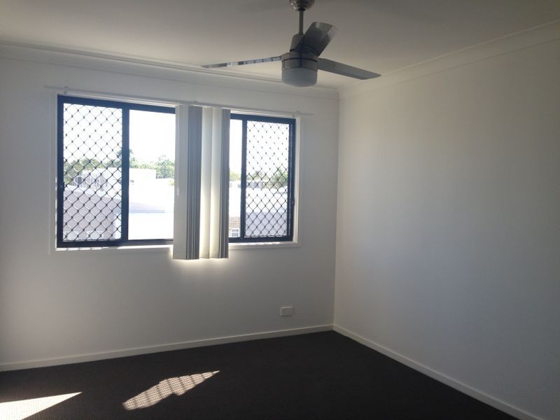 27 Jenolan Lane, Fitzgibbon QLD 4018