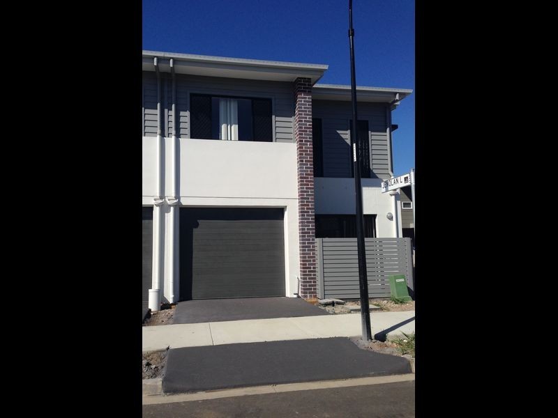 27 Jenolan Lane, Fitzgibbon QLD 4018