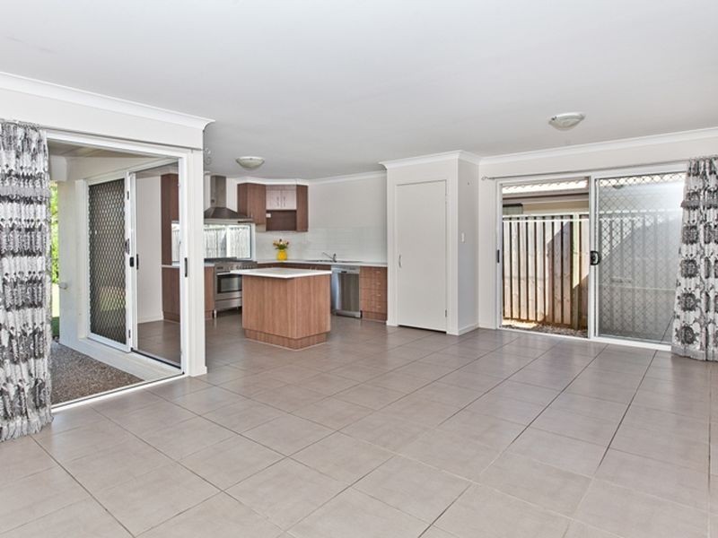 9 Carnarvon Court, Fitzgibbon QLD 4018