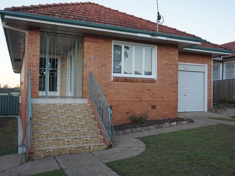 101 Spence Road, Wavell Heights QLD 4012
