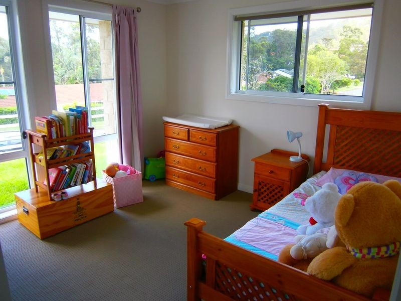 129 McGinn Road, Ferny Grove QLD 4055