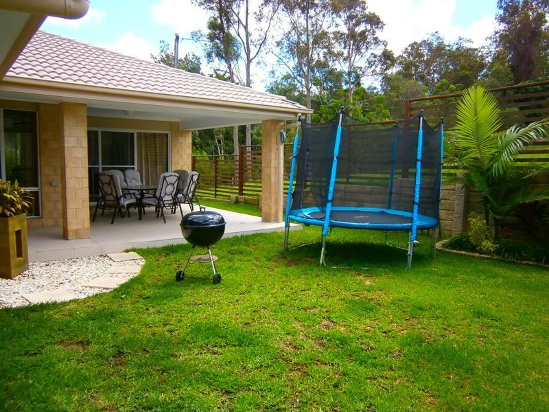 129 McGinn Road, Ferny Grove QLD 4055