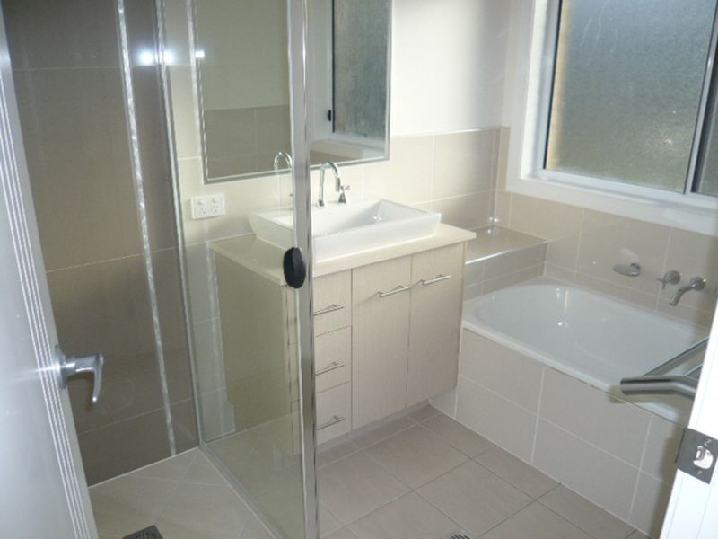 129 McGinn Road, Ferny Grove QLD 4055