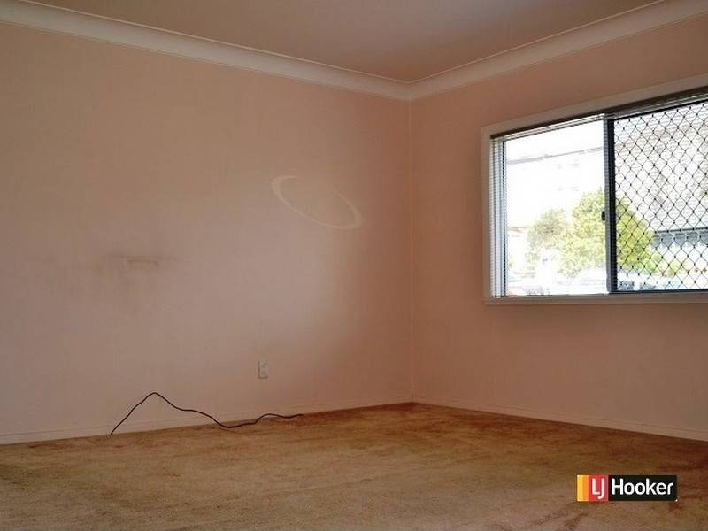 28 Curwen Terrace, Chermside QLD 4032