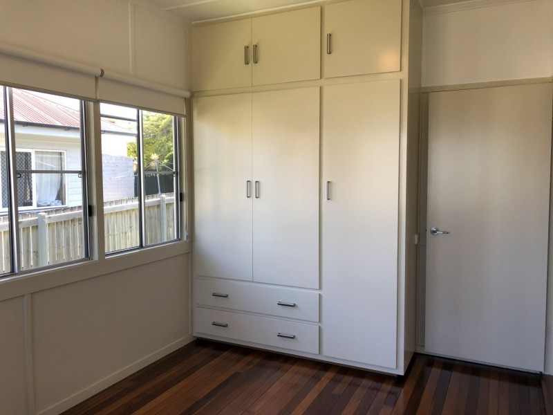 8 Binkar Street, Chermside QLD 4032