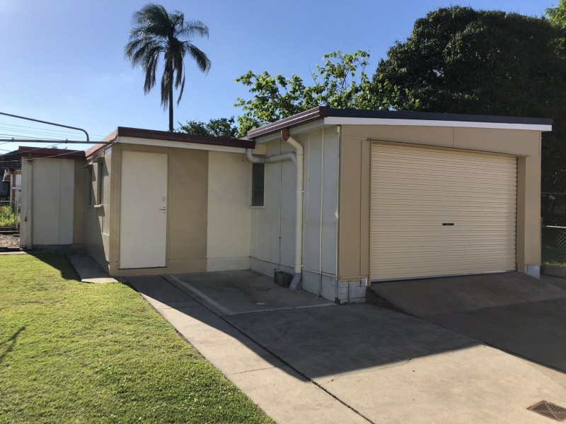 8 Binkar Street, Chermside QLD 4032