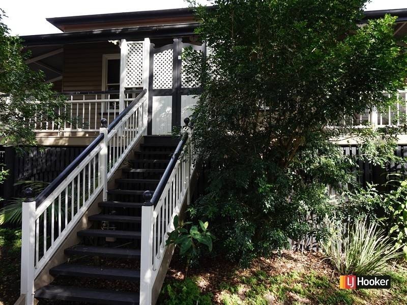 30 Nudgee Road, Hamilton QLD 4007