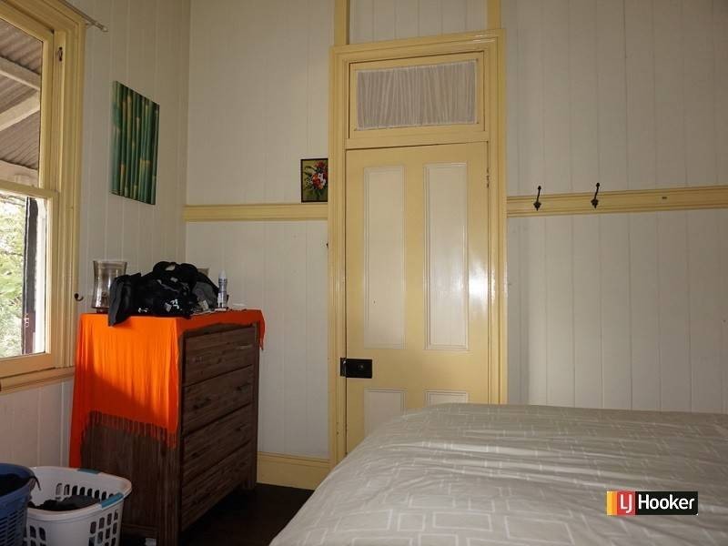 30 Nudgee Road, Hamilton QLD 4007