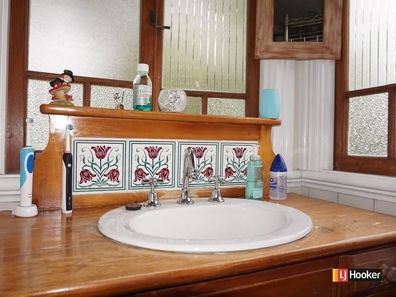 30 Nudgee Road, Hamilton QLD 4007