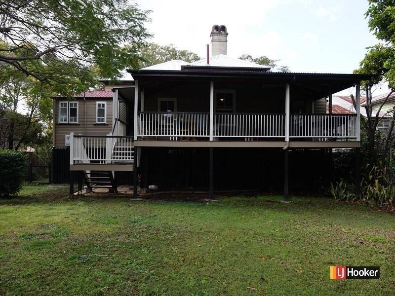 30 Nudgee Road, Hamilton QLD 4007