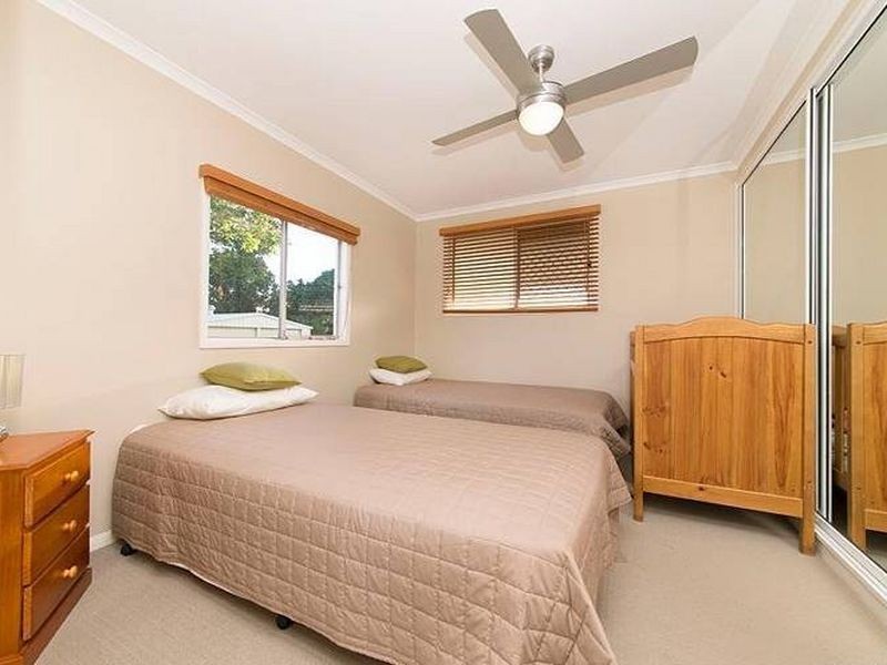 31 Windeyer Street, Bald Hills QLD 4036