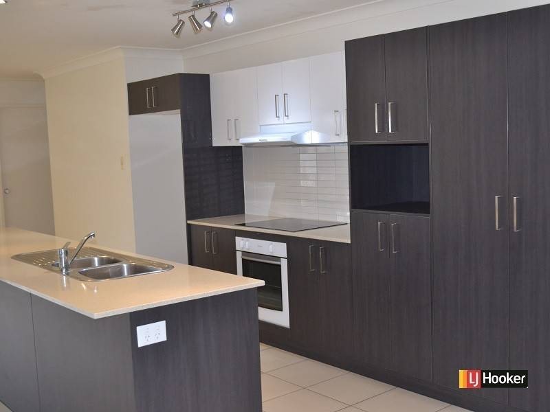 4 Sackville Close, Fitzgibbon QLD 4018