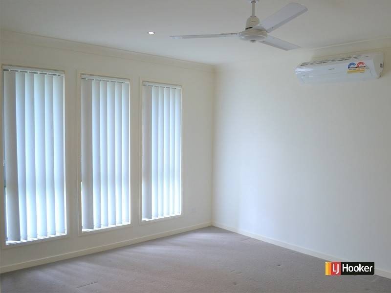 4 Sackville Close, Fitzgibbon QLD 4018