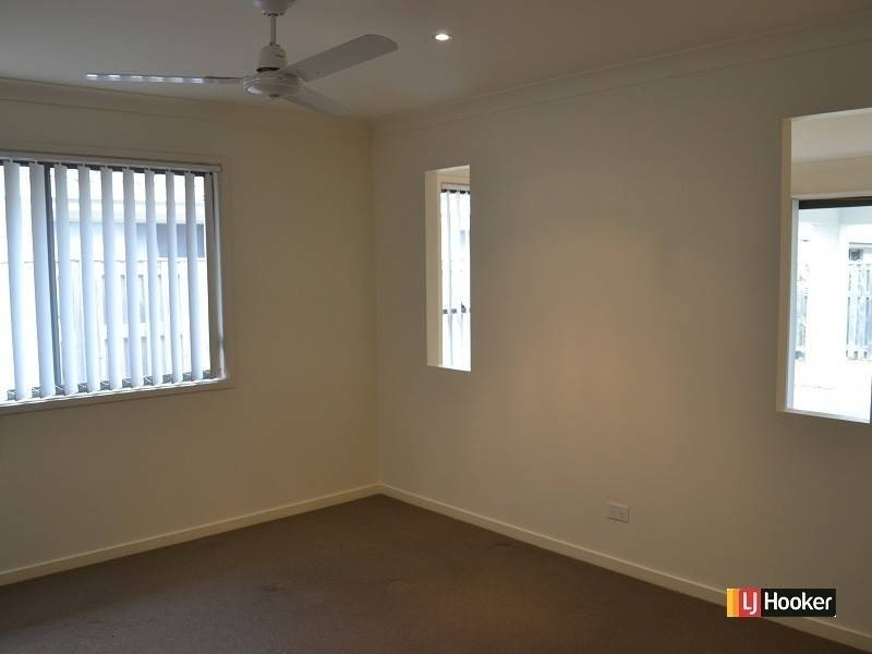 4 Sackville Close, Fitzgibbon QLD 4018