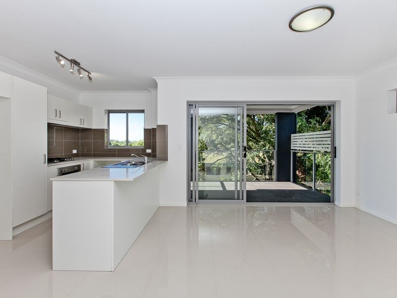 8/23 Grasspan Street, Zillmere QLD 4034