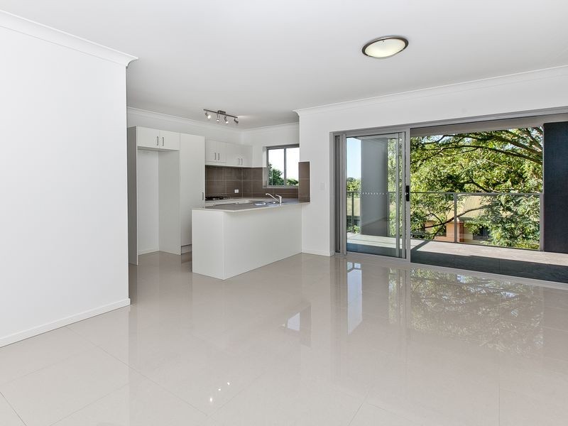 8/23 Grasspan Street, Zillmere QLD 4034