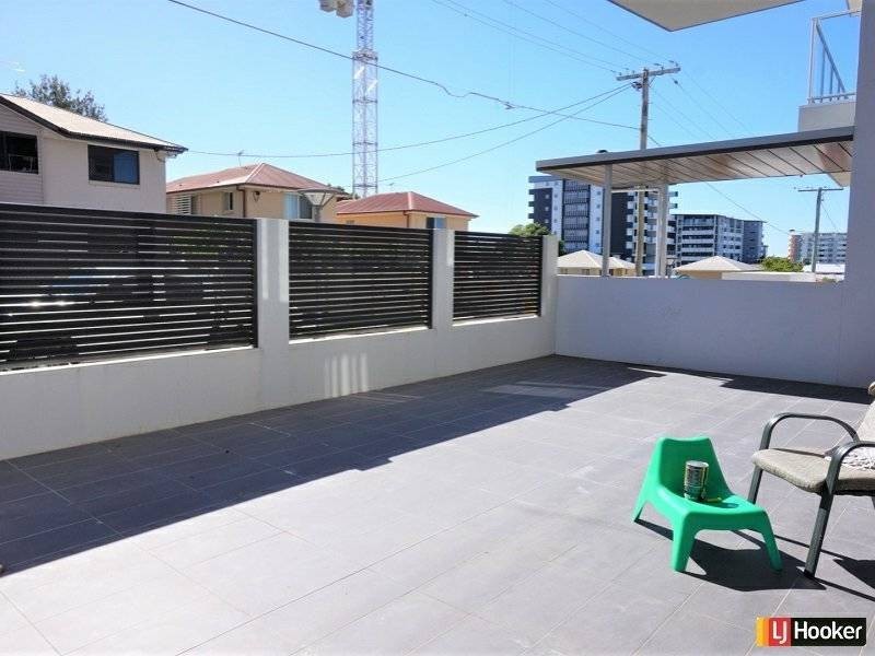 1/52 Latham Street, Chermside QLD 4032