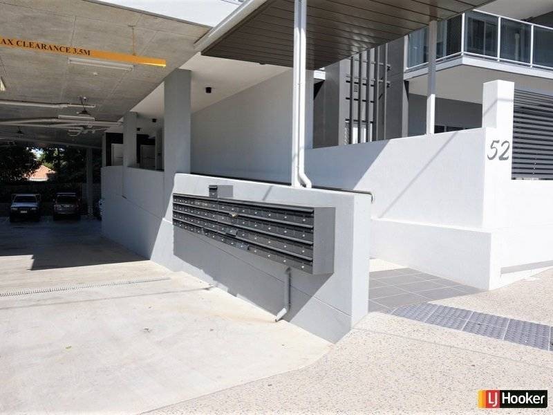 1/52 Latham Street, Chermside QLD 4032