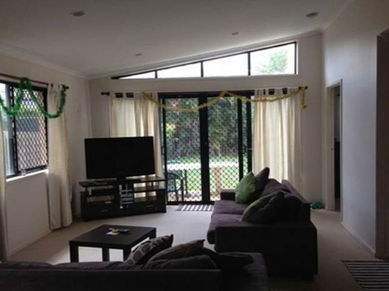 16 Lawley Street, Kedron QLD 4031