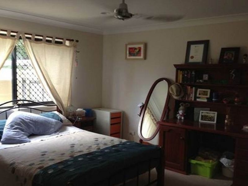 16 Lawley Street, Kedron QLD 4031