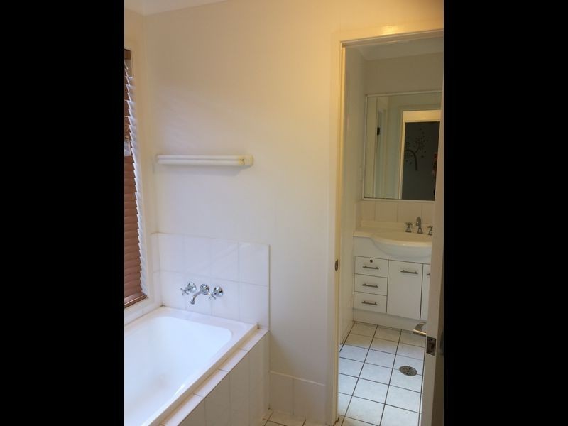 72 Wimbledon Circuit, Carseldine QLD 4034