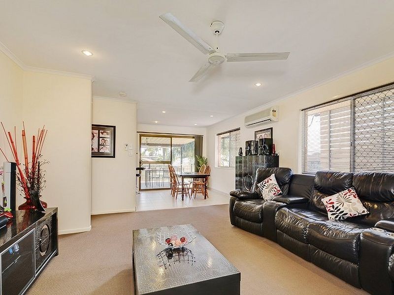 17 Maurice Street, Kallangur QLD 4503