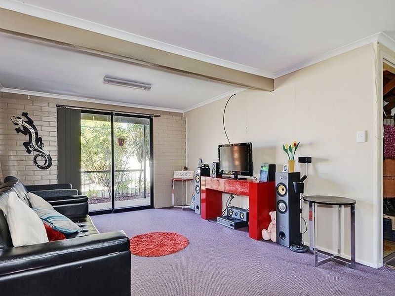 17 Maurice Street, Kallangur QLD 4503