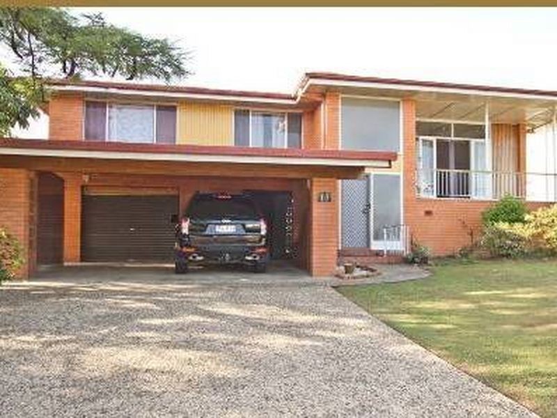 11 Nystrom Street, Chermside QLD 4032