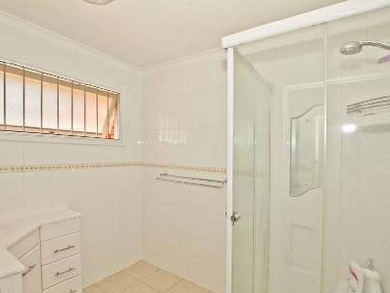 11 Nystrom Street, Chermside QLD 4032