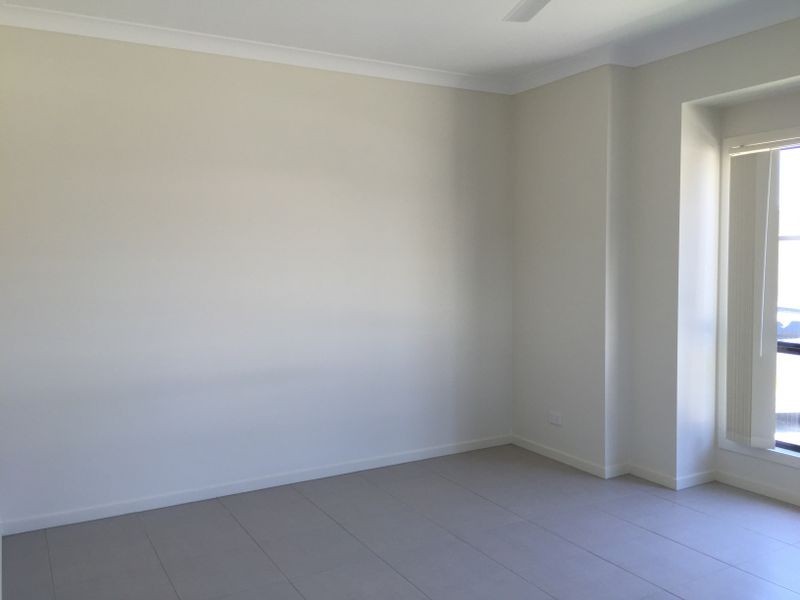 22 Blue Mountains Crescent, Fitzgibbon QLD 4018
