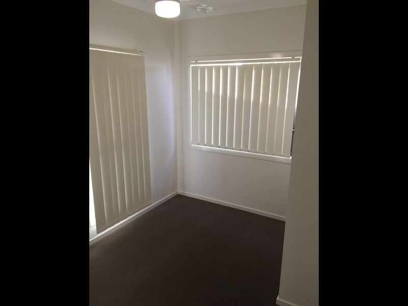 22 Blue Mountains Crescent, Fitzgibbon QLD 4018